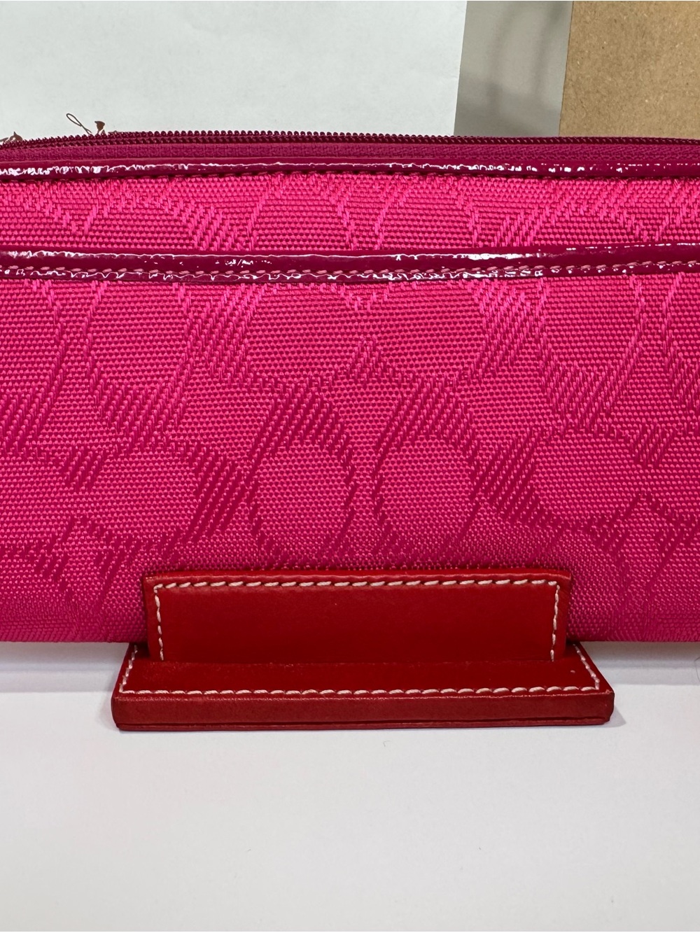 Hot Pink Women’s Clutch Wallet with Pink
